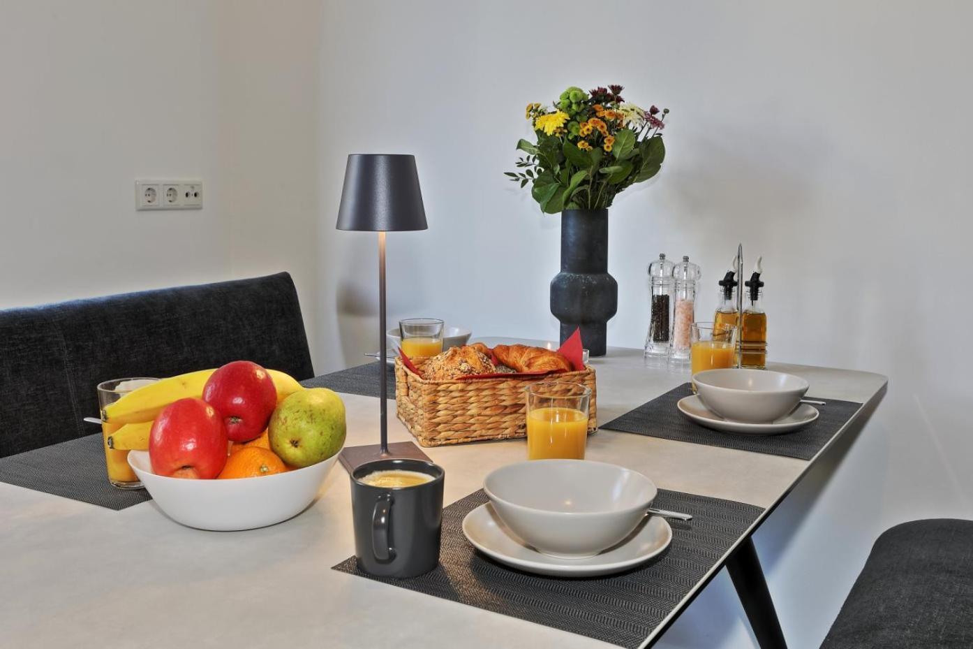 Modernes Apartment Mit Garage & Ps4 Von Stay Your Way Essen Exterior foto