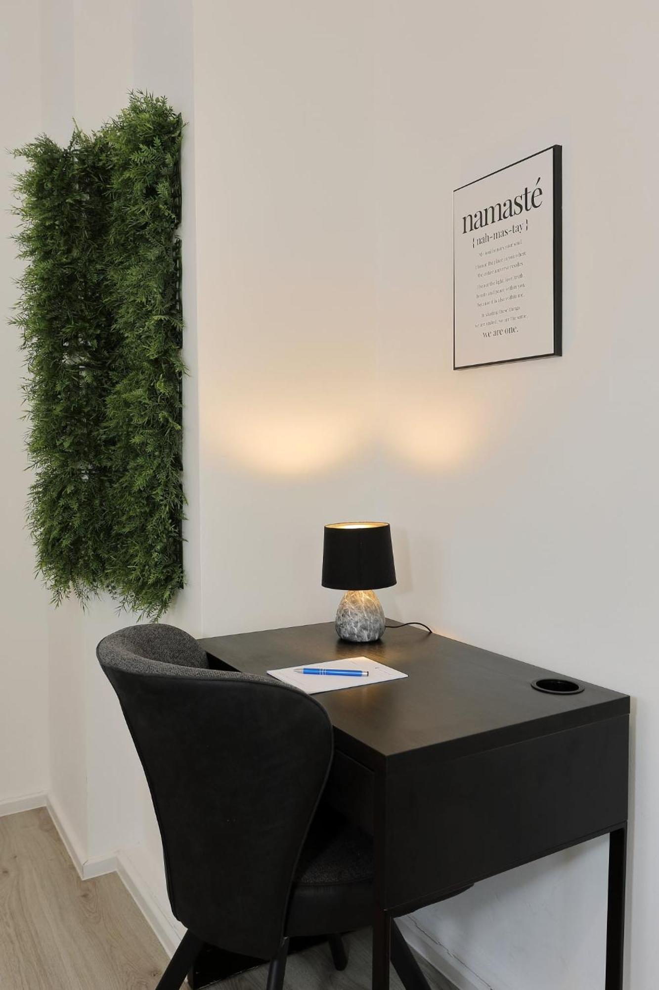Modernes Apartment Mit Garage & Ps4 Von Stay Your Way Essen Exterior foto